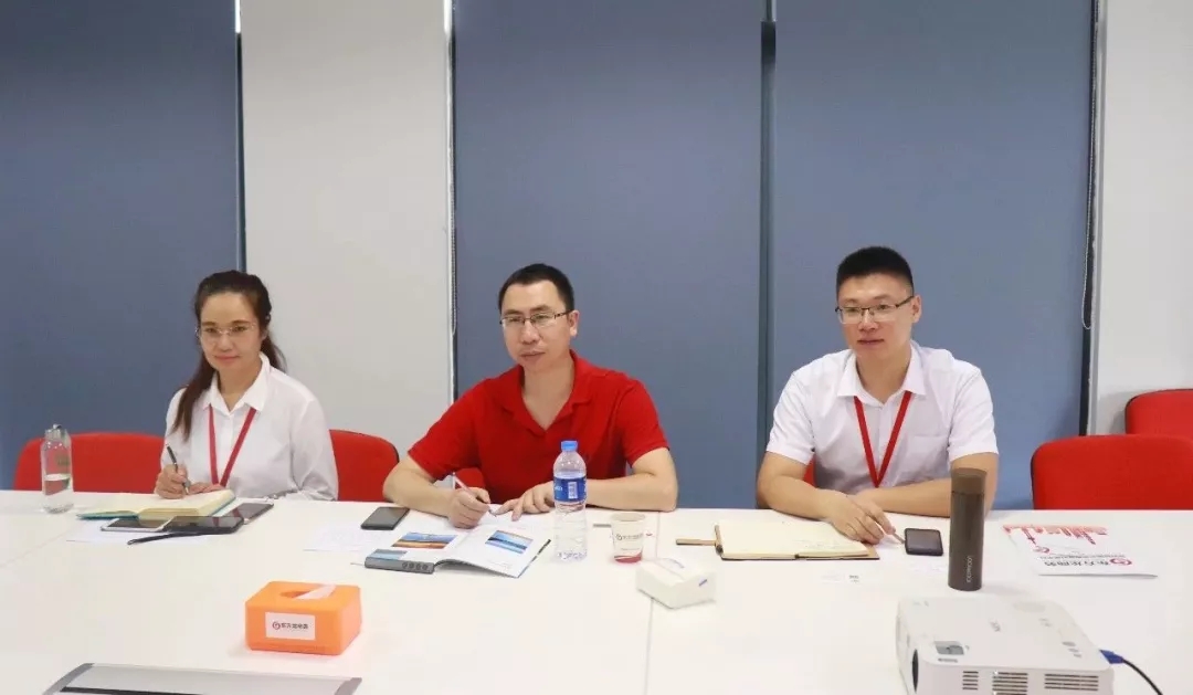 【上海對(duì)接會(huì)】東方龍商務(wù)上海總部舉行氣凝膠材料項(xiàng)目政府對(duì)接會(huì)，雙方將實(shí)地考察推進(jìn)落地