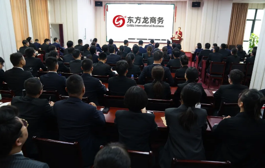 確立工作兩重點，落實責任抓成效，力促九月份對接投資選址項目穩(wěn)超100個！
