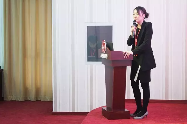 東方龍商務(wù)舉行2016秋季政府園區(qū)委托招商引資培訓(xùn)班 東方龍商務(wù)舉行2016秋季政府園區(qū)委托招商引資培訓(xùn)班