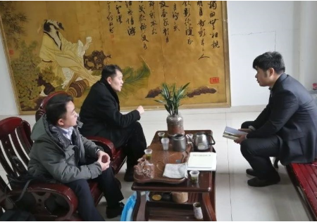 陪同政府園區(qū)對接考察暢銷休閑食品加工投資選址項目，加深合作，促進(jìn)共贏