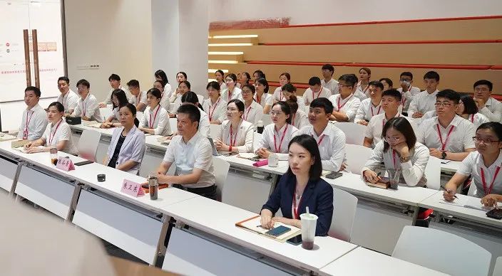 用匠心守質(zhì)量，用初心踐使命！8月上旬，集團(tuán)成功通過36個優(yōu)質(zhì)投資選址項(xiàng)目