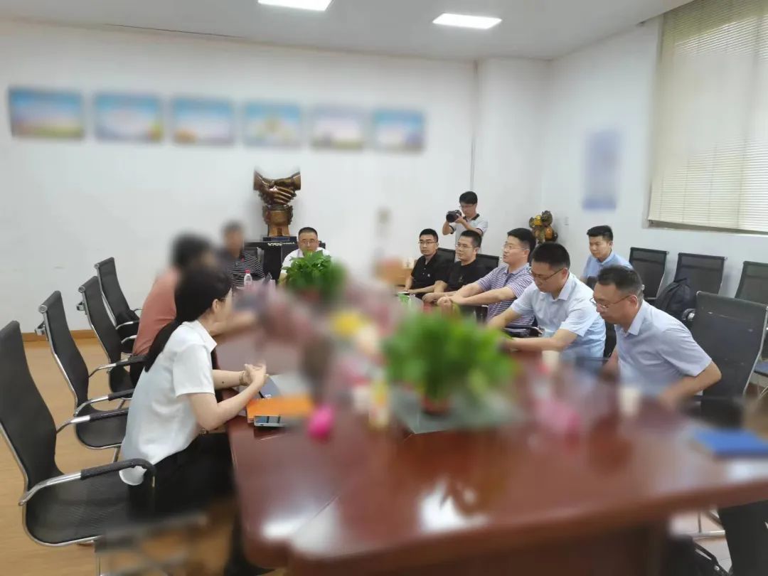 與哈工大等知名院校達成產學研合作，上汽等大型車企供應商！安徽某地方政府實地調研高端液壓設備制造投資選址項目