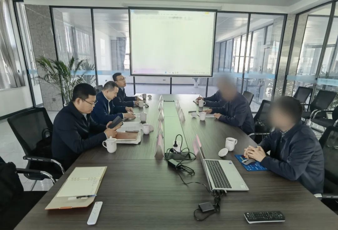 優越技術引領行業前進，訂單供不應求！內蒙古某地方政府實地考察高性能硅材料生產投資選址項目企業