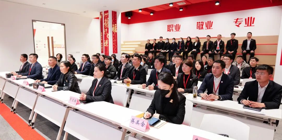 抓招商拼項目，奮力沖刺“開門紅”！3月上旬，集團共43個優質投資選址項目通過評估