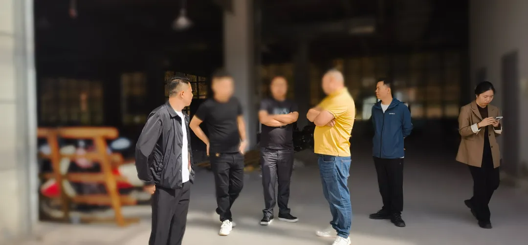 研發(fā)實力雄厚，客戶群體穩(wěn)定！高規(guī)格背光源生產(chǎn)擴(kuò)建投資選址項目方反向考察四川某地方政府