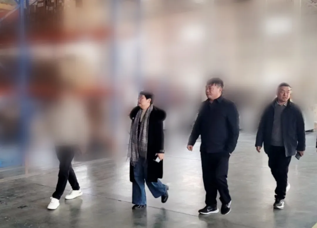 產品線十分豐富，國內擁有多處成熟基地！河南某地方政府實地對接高端運動服飾擴建投資選址項目