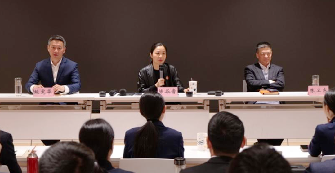 上海東方龍商務集團召開一季度干部會議，剖析發展現狀，明確“奔跑二季度”沖刺方向
